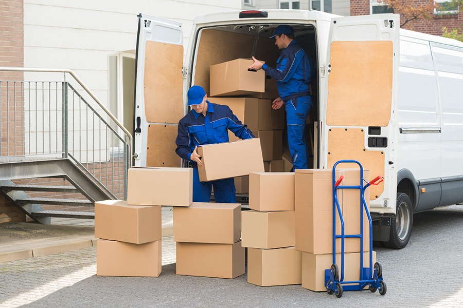 Movers in Montreal: Expert Residential & Commercial Moves